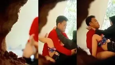 Dokumentasi Ukhti Hijab Cantik Live Bersantai Kasur poster