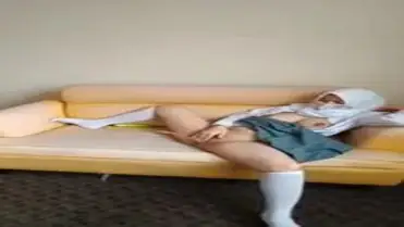 Dokumentasi Ukhti Hijab Siswi Live Kasur Crot poster